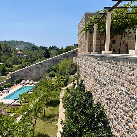 Renaissance Palace Ghetaldi 1516 Sudurad