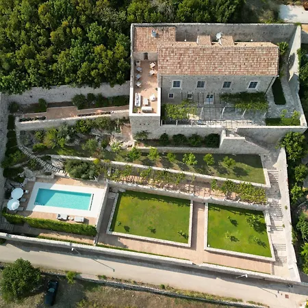 Renaissance Palace Ghetaldi 1516 *