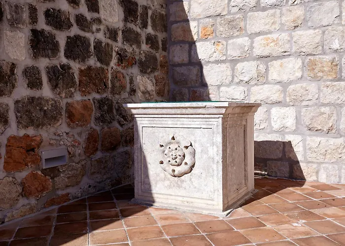 Renaissance Palace Ghetaldi 1516 Villa