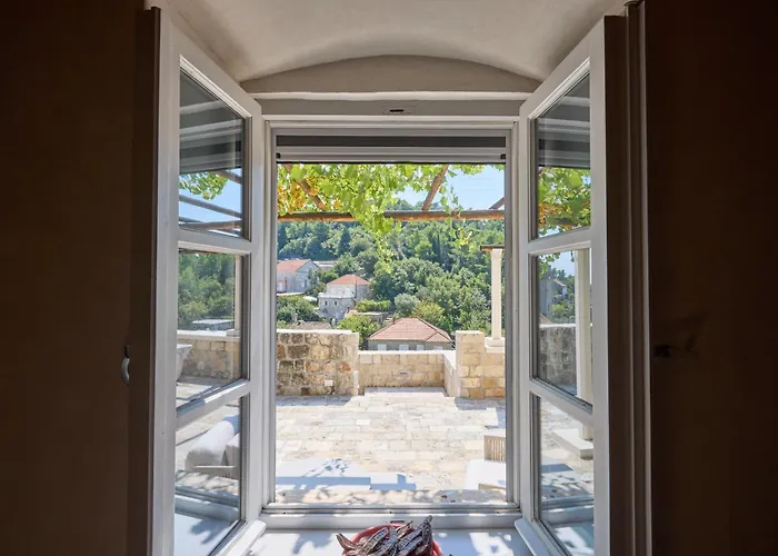 Renaissance Palace Ghetaldi 1516 * Sudurad