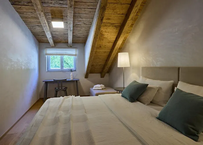 Renaissance Palace Ghetaldi 1516 Villa Sudurad