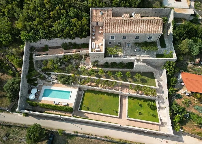 Renaissance Palace Ghetaldi 1516 *