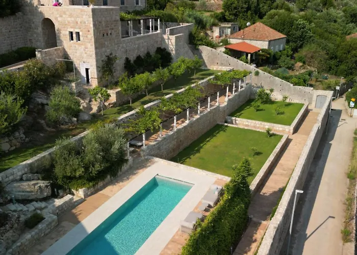 Renaissance Palace Ghetaldi 1516 * Sudurad